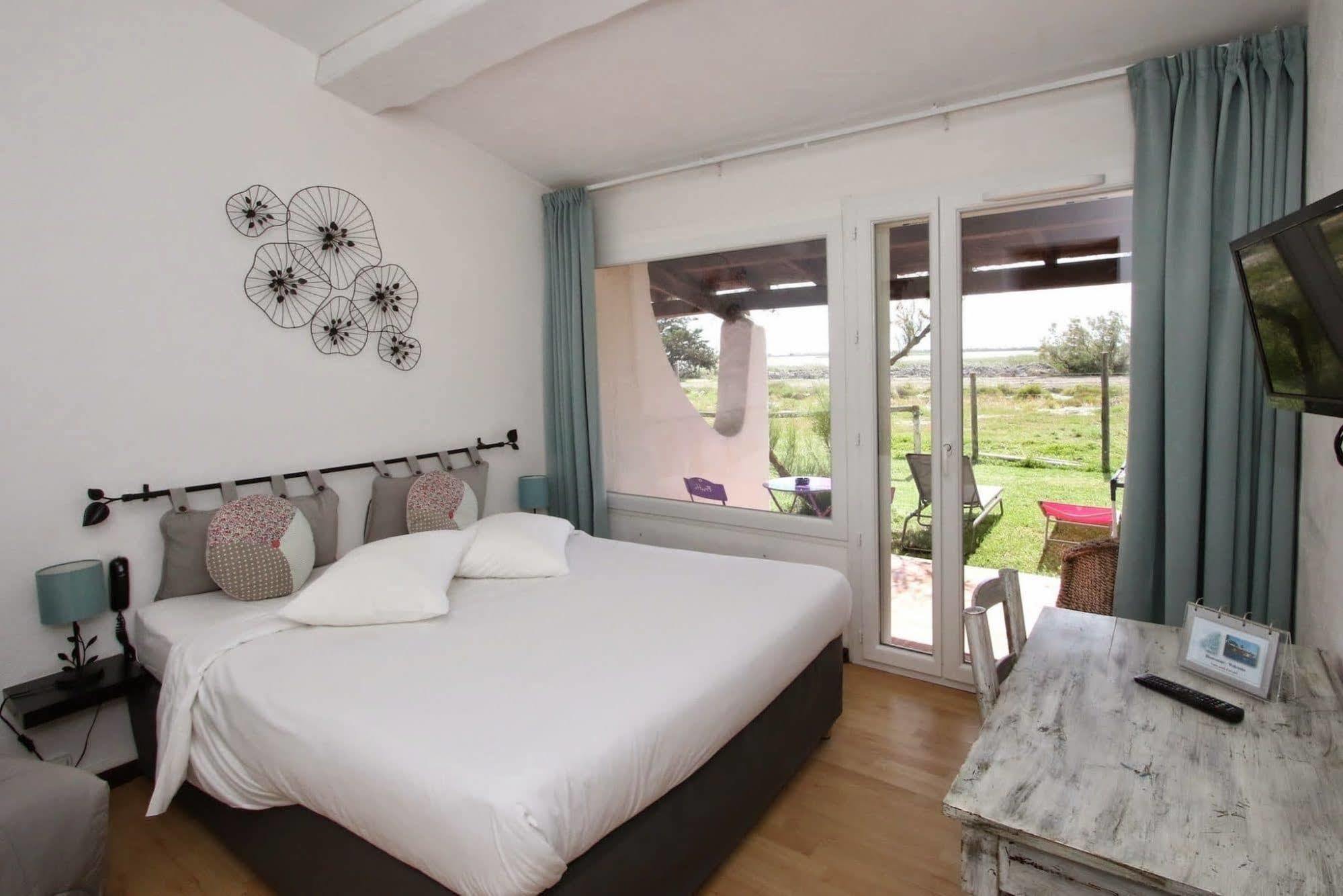 Hotel La Palunette Saintes-Maries-de-la-Mer Dış mekan fotoğraf